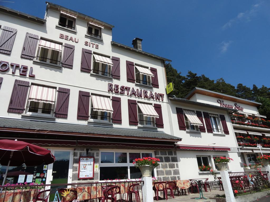 Logis Hotel Le Beau Site Chambon-sur-Lac Kültér fotó